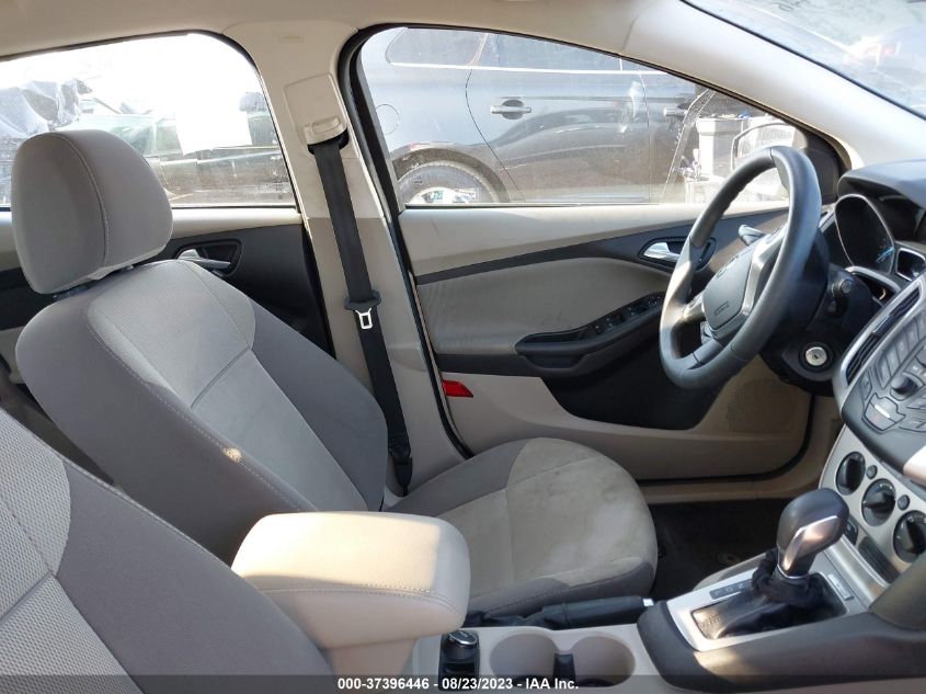 2014 FORD FOCUS SE - 1FADP3K25EL296142