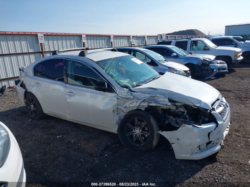 2013 SUBARU LEGACY 2.5I - 4S3BMBA64D3011373