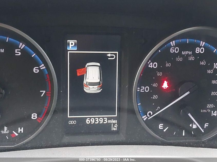 2018 TOYOTA RAV4 XLE/ADVENTURE - 2T3RFREV1JW811690