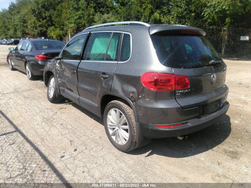 2016 VOLKSWAGEN TIGUAN SEL/S/SE/R-LINE - WVGBV7AX2GW562807