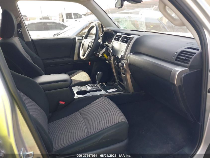 2021 TOYOTA 4RUNNER SR5 - JTEEU5JR3M5233220