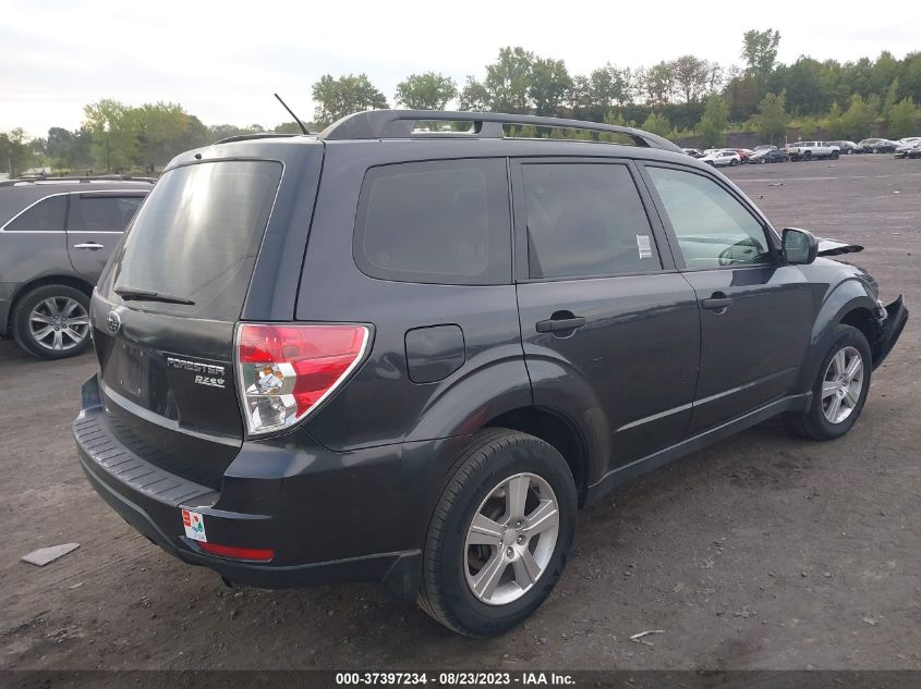 2013 SUBARU FORESTER 2.5X - JF2SHABC2DH429647