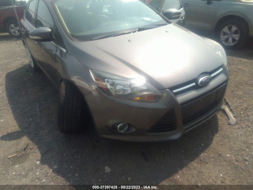 2014 FORD FOCUS TITANIUM - 1FADP3N23EL463741