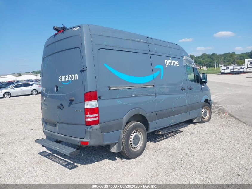 VIN WD3PE7CD4JP638830 2018 MERCEDES-BENZ SPRINTER CARGO VAN