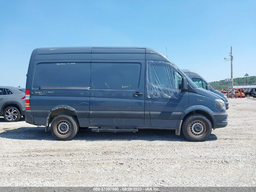 2018 MERCEDES-BENZ SPRINTER CARGO VAN - WD3PE7CD6JP640241