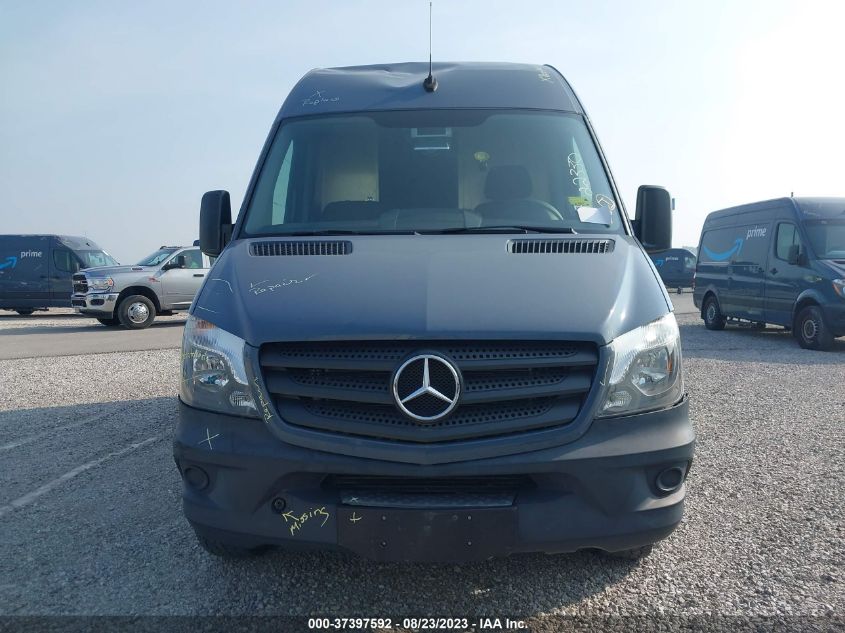 2018 MERCEDES-BENZ SPRINTER CARGO VAN - WD3PE7CD5JP639162