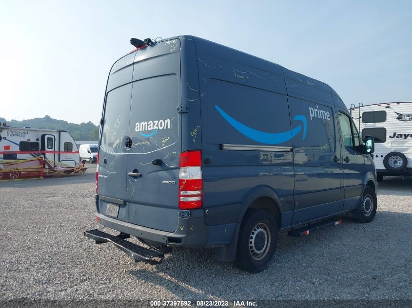 2018 MERCEDES-BENZ SPRINTER CARGO VAN - WD3PE7CD5JP639162