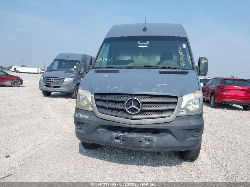 2018 MERCEDES-BENZ SPRINTER CARGO VAN WD3PE7CD7JP622363