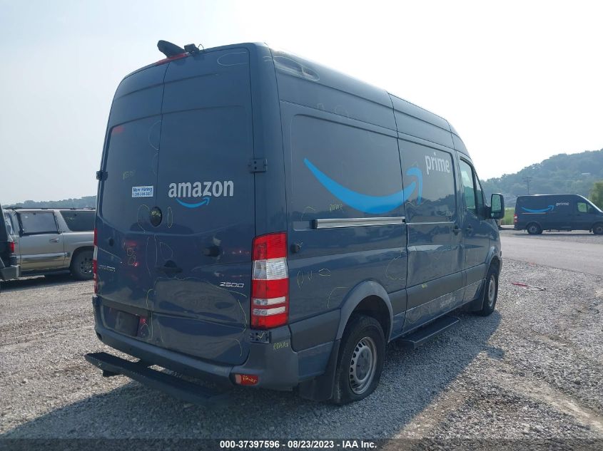 2018 MERCEDES-BENZ SPRINTER CARGO VAN WD3PE7CD7JP622363