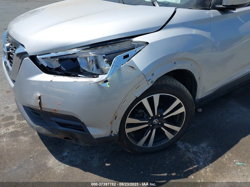 VIN 3N1CP5CV9LL492275 2020 NISSAN KICKS SV