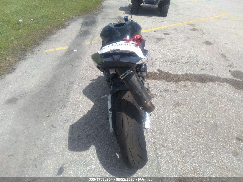2015 HONDA CBR600 RR - JH2PC4009FK800233