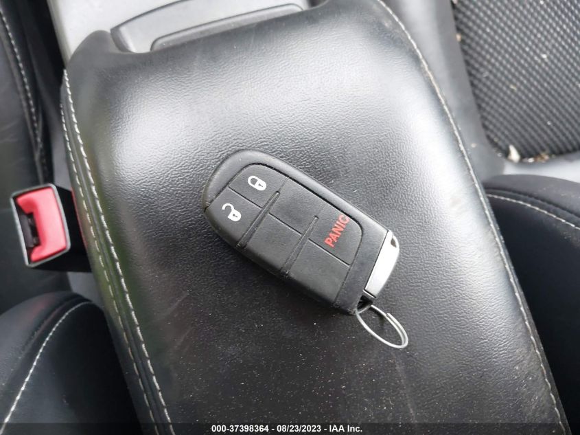 2019 DODGE JOURNEY CROSSROAD - 3C4PDCGG3KT803396