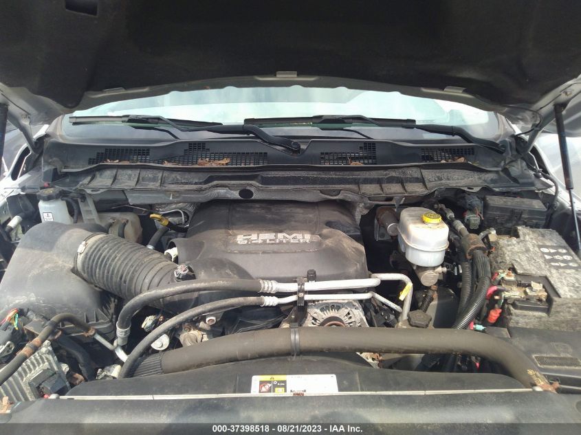 2018 RAM 2500 SLT - 3C6UR5DJ2JG101312