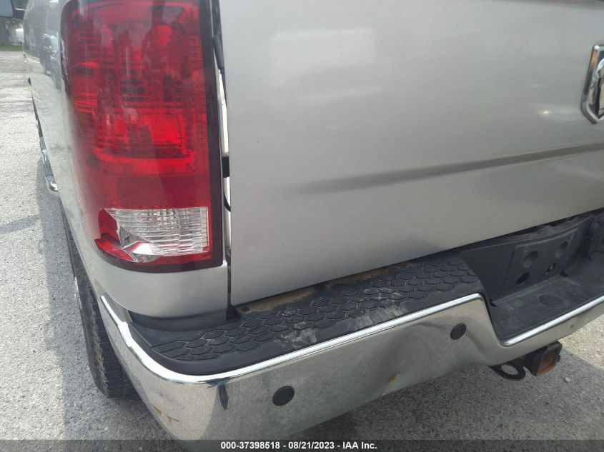 2018 RAM 2500 SLT - 3C6UR5DJ2JG101312