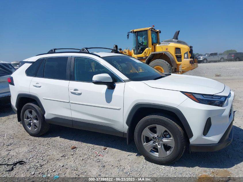 2022 TOYOTA RAV4 XLE - 2T3P1RFV3NW253724