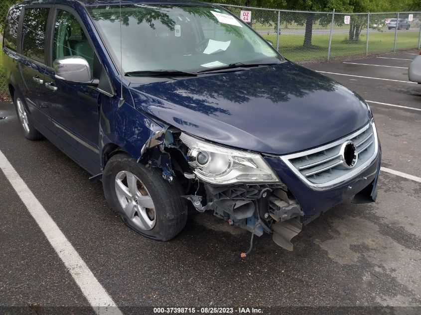 2014 VOLKSWAGEN ROUTAN SEL PREMIUM 2C4RVADG5ER135171