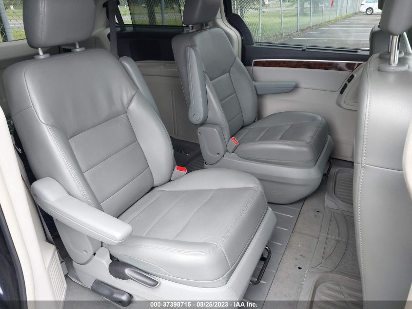 2014 VOLKSWAGEN ROUTAN SEL PREMIUM 2C4RVADG5ER135171