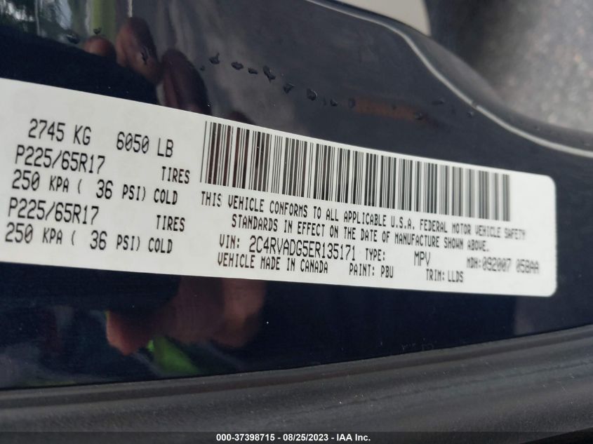 2014 VOLKSWAGEN ROUTAN SEL PREMIUM 2C4RVADG5ER135171