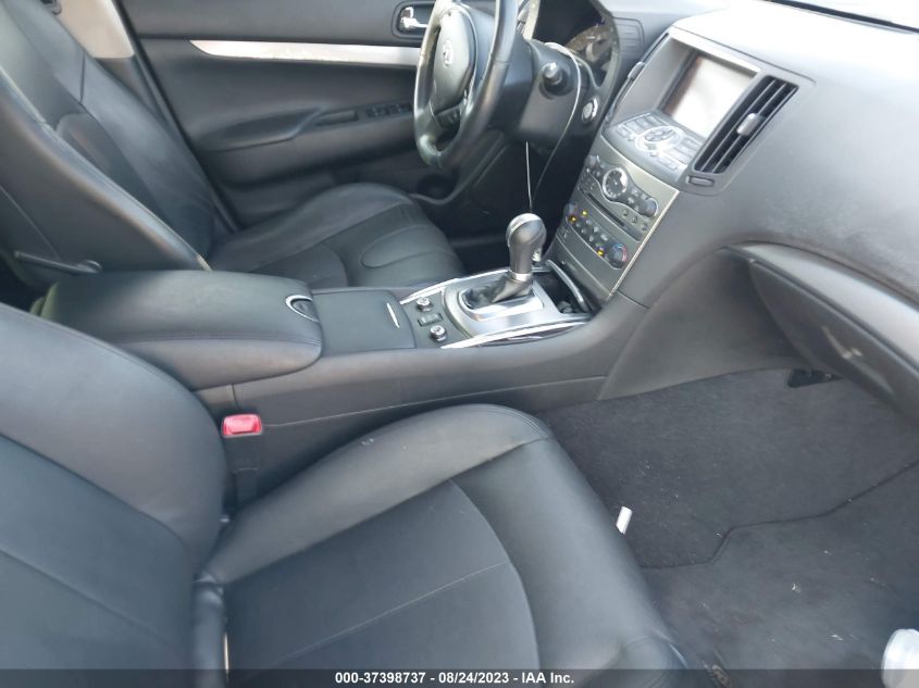 2015 INFINITI Q40 JN1CV6AR9FM650805
