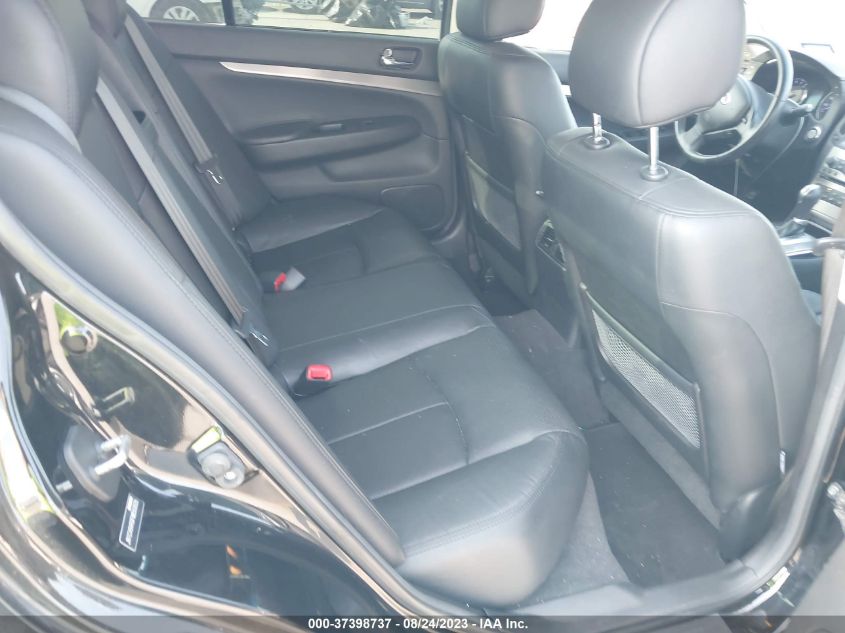 2015 INFINITI Q40 JN1CV6AR9FM650805