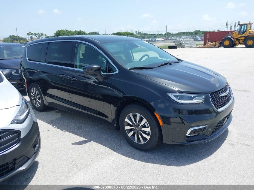 2023 CHRYSLER PACIFICA HYBRID TOURING L - 2C4RC1L7XPR579897