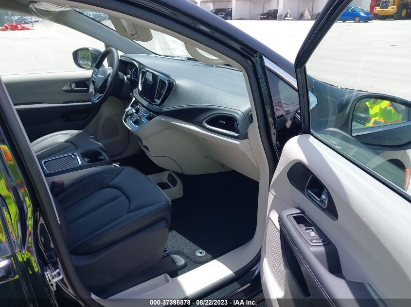 2023 CHRYSLER PACIFICA HYBRID TOURING L - 2C4RC1L7XPR579897