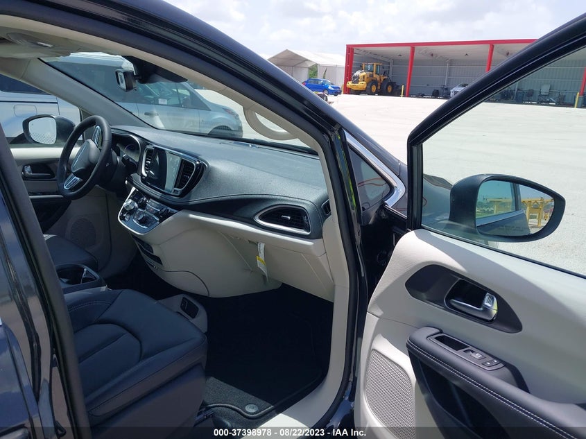 VIN 2C4RC1L77PR575693 2023 CHRYSLER PACIFICA HYBRID TOURING L