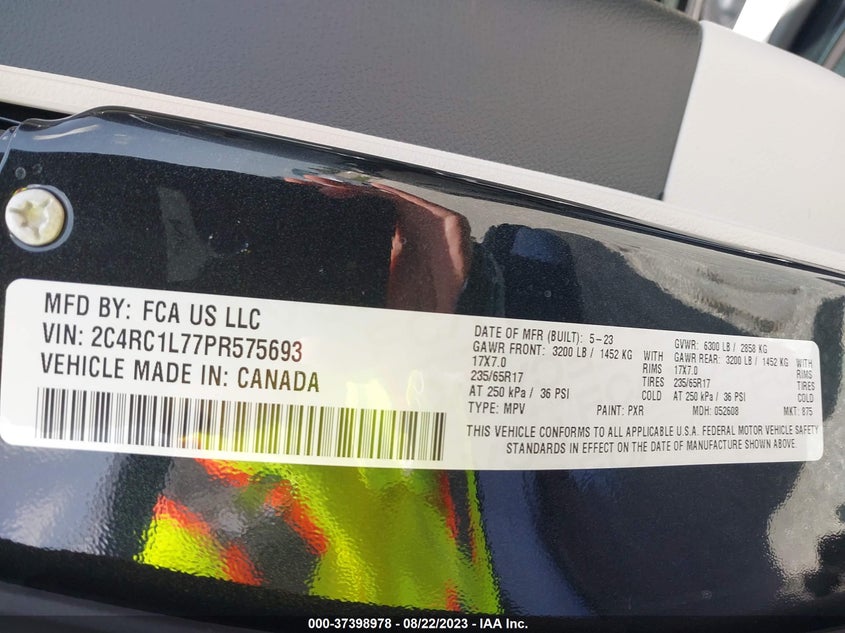VIN 2C4RC1L77PR575693 2023 CHRYSLER PACIFICA HYBRID TOURING L