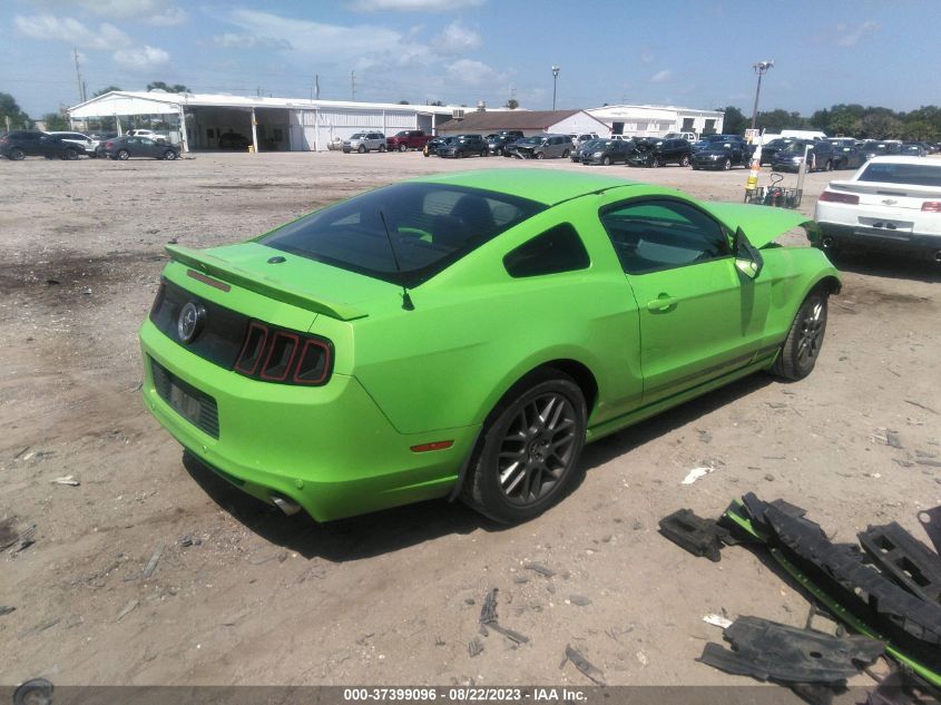 2014 FORD MUSTANG V6 - 1ZVBP8AMXE5305758