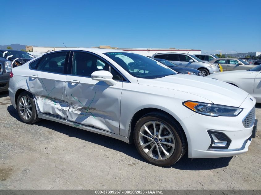 2019 FORD FUSION ENERGI TITANIUM - 3FA6P0SU2KR177096