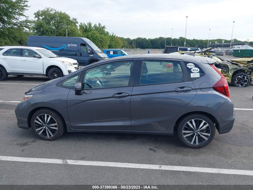 VIN 3HGGK5H88JM722137 2018 HONDA FIT EX