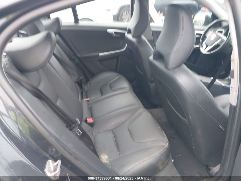 2015 VOLVO S60 T5 DRIVE-E PREMIER - YV140MFB1F1304100
