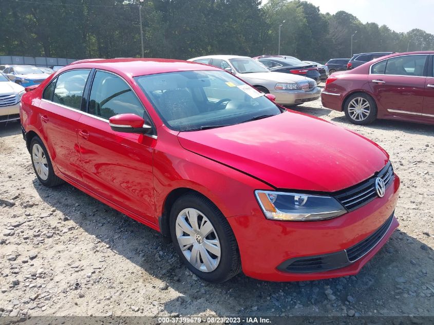 2013 VOLKSWAGEN JETTA SEDAN SE - 3VWDX7AJ4DM377850