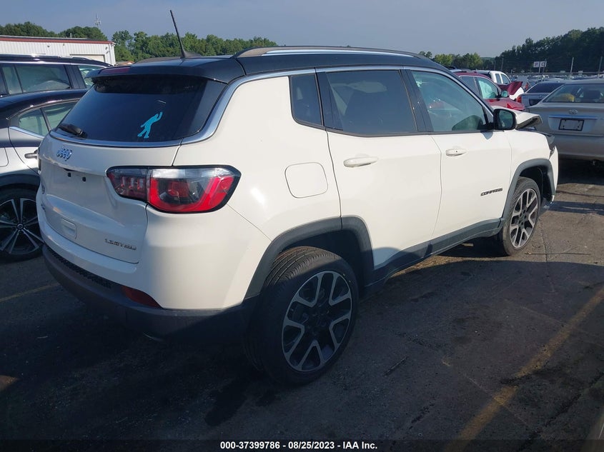 VIN 3C4NJDCBXJT104796 2018 JEEP COMPASS LIMITED