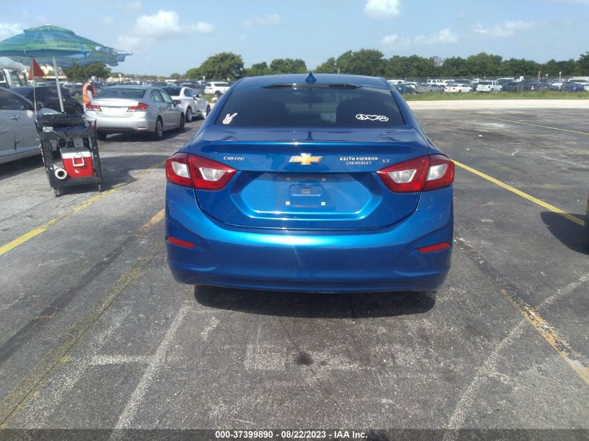 2018 CHEVROLET CRUZE LT - 1G1BE5SM7J7134948