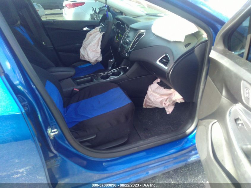 2018 CHEVROLET CRUZE LT - 1G1BE5SM7J7134948