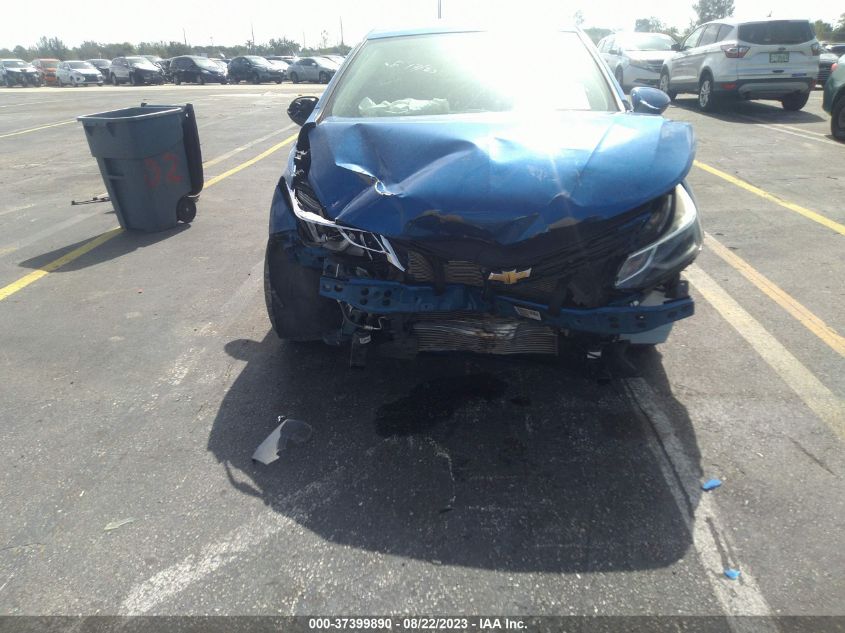 2018 CHEVROLET CRUZE LT - 1G1BE5SM7J7134948