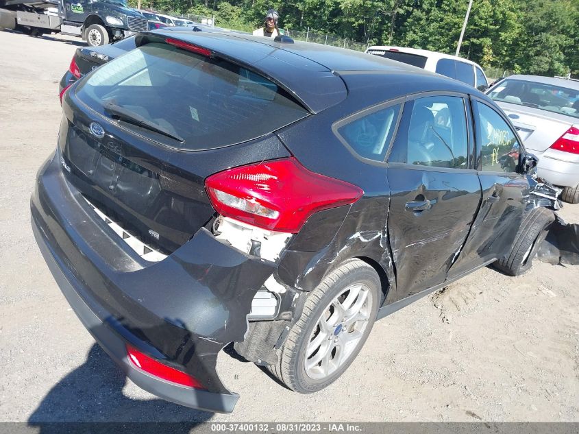 2015 FORD FOCUS SE - 1FADP3K27FL278274