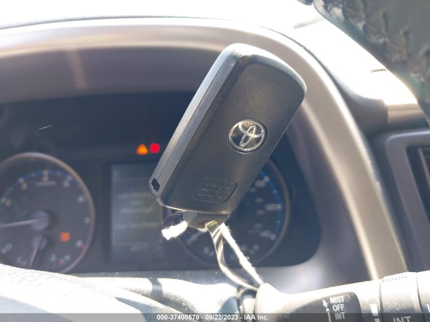 2017 TOYOTA RAV4 XLE - JTMWFREV7HJ149660