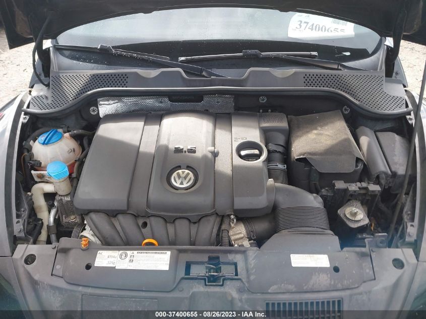 2013 VOLKSWAGEN BEETLE CONVERTIBLE 2.5L 50S EDITION 3VW5P7AT3DM801556