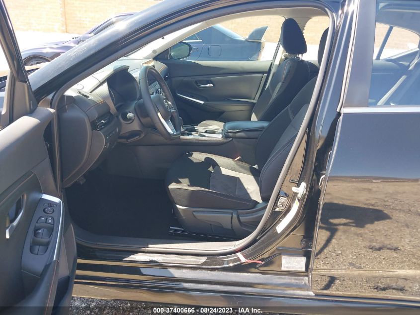2021 NISSAN SENTRA SR - 3N1AB8DV6MY219353