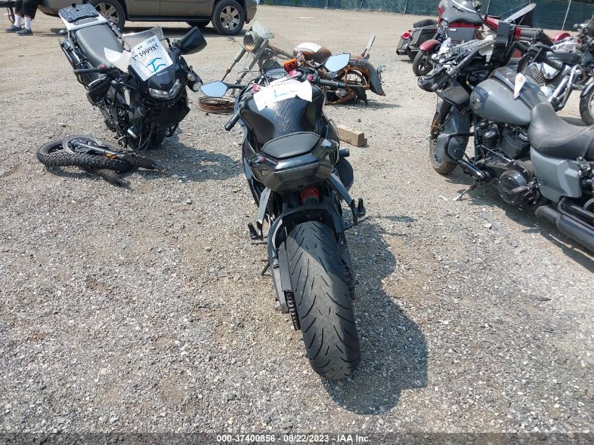 2011 KAWASAKI ZX1000 J JKAZXCJ19BA000971