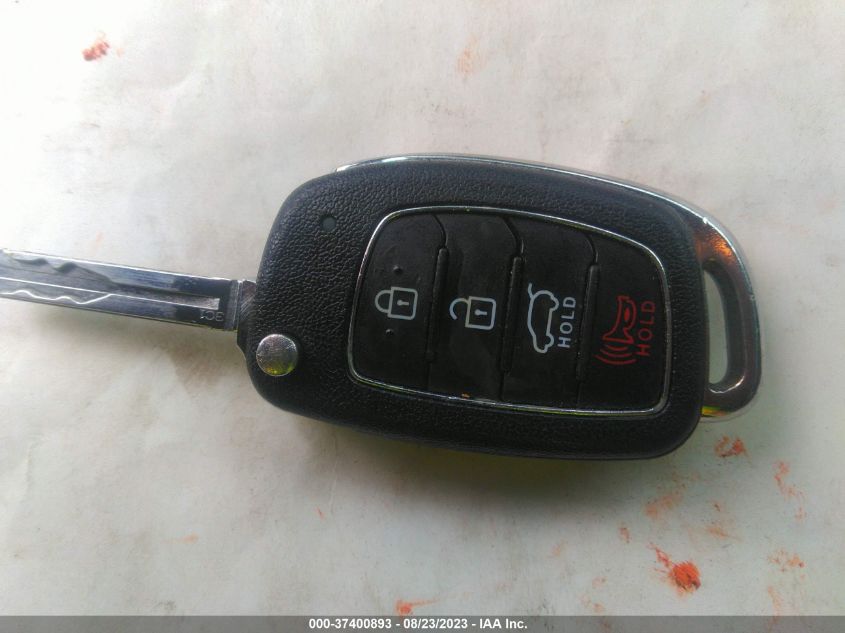 2016 HYUNDAI TUCSON SE - KM8J33A43GU025567