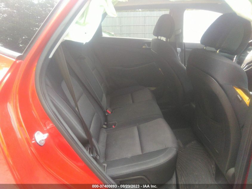 2016 HYUNDAI TUCSON SE - KM8J33A43GU025567