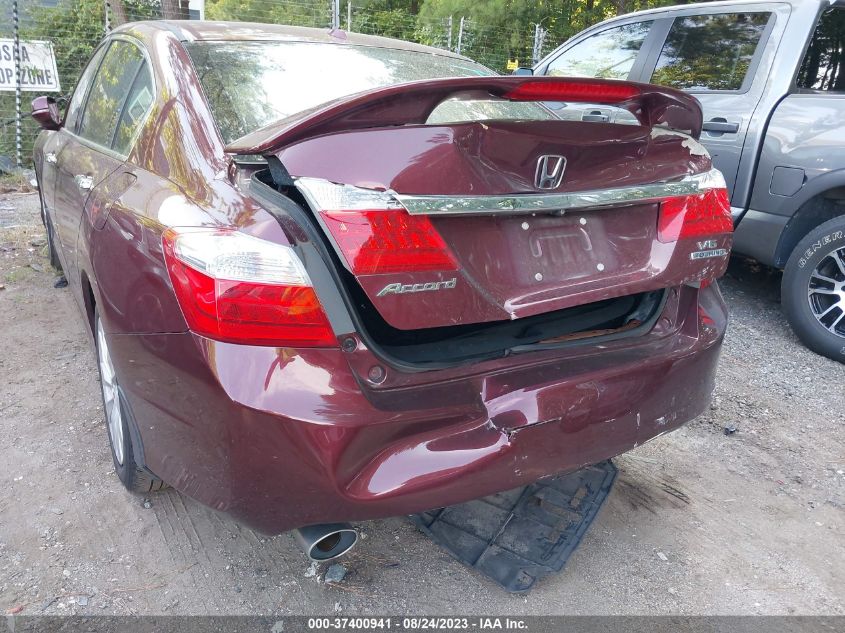 2015 HONDA ACCORD SEDAN TOURING - 1HGCR3F9XFA002949