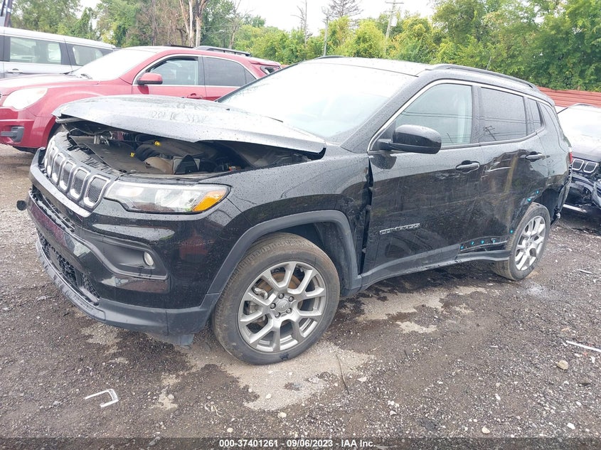 VIN 3C4NJDFB9NT166157 2022 JEEP COMPASS LATITUDE LUX