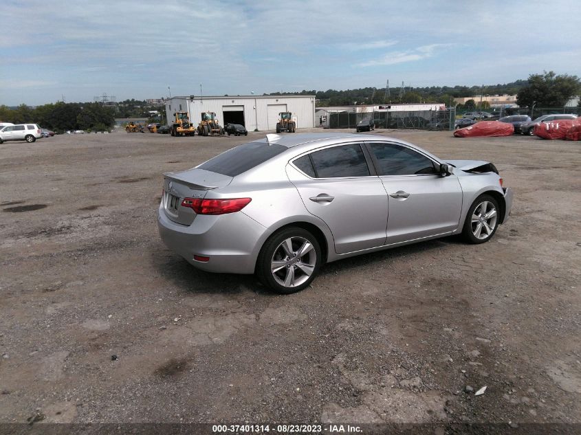 2013 ACURA ILX TECH PKG - 19VDE1F79DE013400