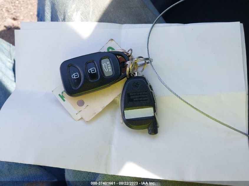 2016 HYUNDAI ELANTRA - 1KM8DH4AE0GU48767