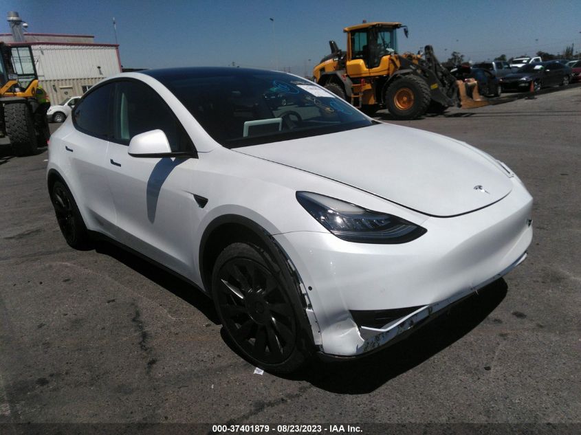 2021 TESLA MODEL Y STANDARD RANGE - 5YJYGDED8MF112988