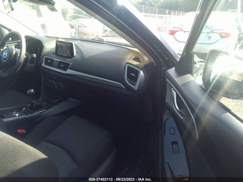 2018 MAZDA MAZDA3 4-DOOR SPORT 3MZBN1U76JM171600